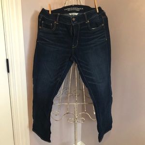 American Eagle Artist Crop